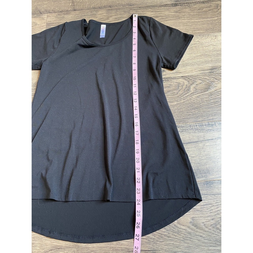 EUC Womens Lularoe Classic Tee Short Sleeve High Low Black T-shirt Size XXS - Picture 5 of 7